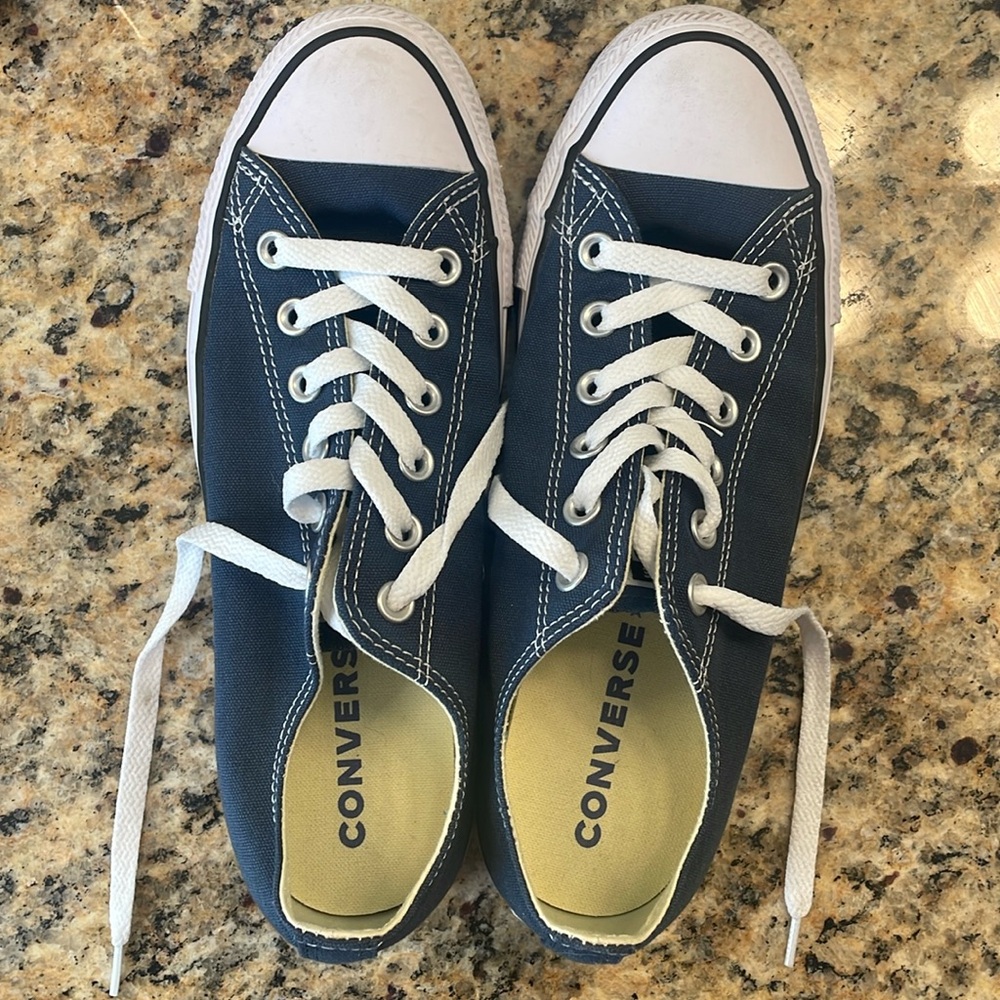 Blue converse